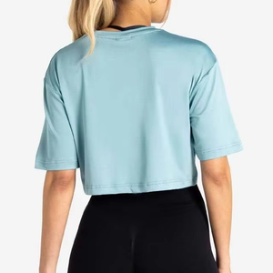 สั่งซื้อเลย เสื้อครอปออกกำลังกายสำหรับผู้หญิง ผ้าพรีเมียมยืดหยุ่น แห้งเร็ว เสื้อฝึกซ้อมกีฬา รับผลิตแบรนด์ส่วนตัว ขายส่ง เสื้อยิมผู้หญิง - Product Image 6