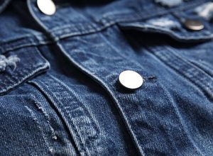 Veste en jean bleue pour homme – Veste en denim tendance pour homme, parfaite pour le streetwear, les tenues décontractées, les voyages et le quotidien - Product Image 3