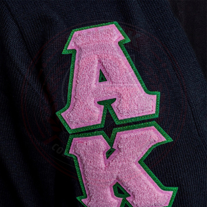 Cárdigan personalizado de la hermandad griega Alpha AKA, ropa bordada, chaqueta de punto para mujer, chaqueta universitaria, suéteres con cuello en V y mangas a rayas - Product Image 2