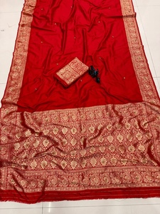 Sari de crepé de seda con estampado digital y blusa con detalles florales, ropa étnica informal para mujer, en stock, hecho en India. - Product Image 6