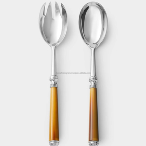 Servidor de Ensaladas de Acero Inoxidable Equilibrado Diseñado para Movimientos de Servicio Suaves y Fáciles Durante las Comidas Familiares y Fiestas - Product Image 1