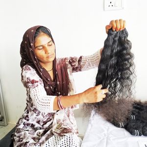 ผมต่อแบบเรมี่บริสุทธิ์100% ผมชาวอินเดียแบบไม่ผ่านกระบวนการผมแบบคู่สีดำแบบม้วน - Product Image 3
