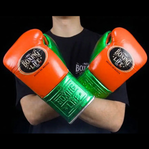 Gants de boxe OEM en cuir de vachette véritable, rose bordeaux et blanc, avec logo personnalisé, No Boxing No Life, pour sparring, arts martiaux et MMA. - Product Image 5