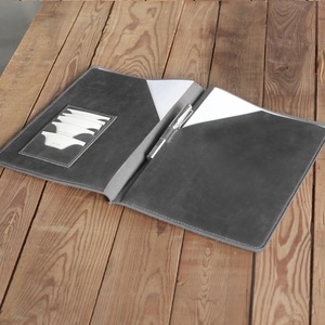 Portafolio para hombres Tamaño A5 Personalizado con nombre y logotipo Portapapeles Regalo para estudiante Colega - Product Image 3