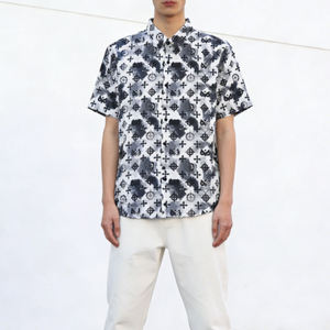 Men's Summer Beach Hawaiian Print Satin ODM Breathable Anti-Shrink Anti-Pilling Slim Short Sleeve Button-<b>Down</b> Casual T-Shirt - Product Image 4