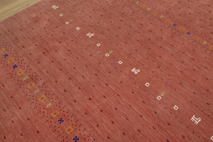 Alfombra de Lana Gabbeh Roja Marrón, Alfombra Tribal Minimalista Hecha a Mano para Sala de Estar, Dormitorio, Decoración del Hogar - Product Image 3