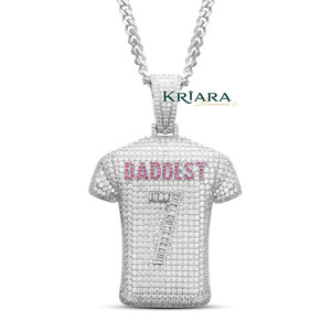 Colgante de Plata 925 con Moissanita y la Inscripción 'DADDEST' en Rosa, Estilo Hiphop, Joyería Unisex con el Número 7 - Product Image 1