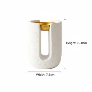 Quemador de incienso de madera único con un diseño escultural recortado y un tazón interior dorado brillante para una pieza decorativa de aspecto elegante. - Product Image 6