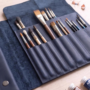 Estuche enrollable para lápices de dibujo de cuero genuino, organizador portátil para almacenamiento de dibujos, regalo personalizado para artistas, a la venta a un precio asequible. - Product Image 3