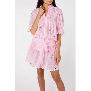 Forever Fashion Blouson Lady Robe Courte Glamour Blanc Broderie Sundress Magnifiquement Lumineux Rose Chaud Femmes Tunique - Product Image 1