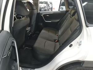 Toyota RAV4 2.5 Híbrido SUV 218HP E CVT 2WD, Vehículo Familiar Dinámico y Eficiente en Consumo de Combustible - Product Image 3