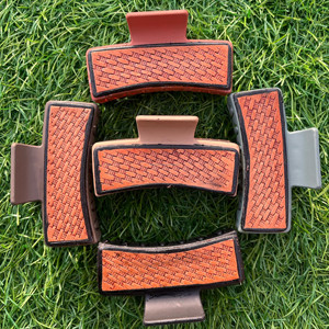 Pinzas para el pelo de cuero genuino mecanizadas a mano con estilo occidental superventas accesorios para el cabello para mujer - Product Image 3