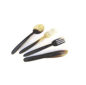 Ensemble de couverts personnalisables d'inspiration médiévale, très demandé, en corne de buffle polie, fourchette et cuillère, artisanat écologique pour Noël - Product Image 2