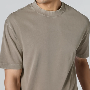 Nueva Camiseta Oversize Cómoda y a la Moda con Lavado Ácido, Material de Alta Calidad 100% Algodón, Hecha en Pakistán - Product Image 3