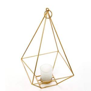 Farol Decorativo de Hierro Estilo Marroquí Premium con Diseño Intrincado para Iluminación Festiva, Decoración de Interiores del Hogar y Eventos - Product Image 6