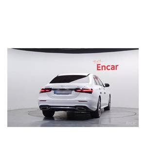 Mercedes-Benz Clase E E220d 4MATIC AMG Line 2023, 43,749 km, Automático, Diésel, Emisión Euro V, Volante a la Izquierda, Asientos de Cuero, Trasero - Product Image 4