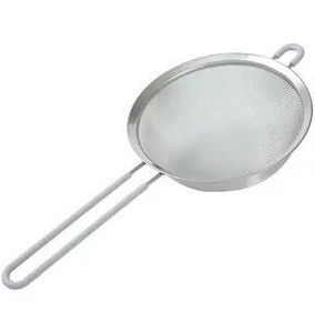 Clásico filtro de té de acero inoxidable para preparar té caliente, infusiones de hierbas y bebidas caseras frescas - Product Image 2