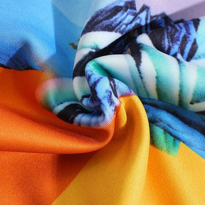 เสื้อฮู้ดดี้พิมพ์ลายสีสันสดใสแบบสามสีสำหรับผู้ชาย แฟชั่นไซส์ใหญ่ ดีไซน์ใหม่ - Product Image 5