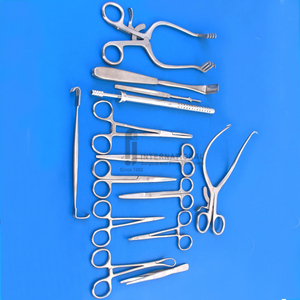 Juego de Instrumentos Quirúrgicos Cardiovasculares de Acero Inoxidable de Alta Calidad, 99 Piezas, para Toracotomía y Cirugía Vascular Abierta - Product Image 1