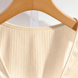 Chemisier plissé vintage 100 % coton pour femme, avec volants aux épaules, col carré, boutonnage frontal, coupe ajustée, idéal pour le quotidien - Product Image 5