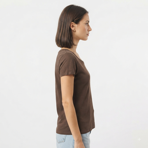Camiseta de Cuello Redondo para Mujer Hawk Eye, Color Marrón, Manga Corta, Corte Regular, Informal, 100% Algodón Jersey, Transpirable, para Todas las Temporadas - Product Image 4