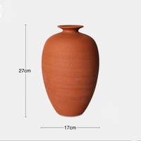 Ensemble de 3 vases en argile de terre cuite fabriqués à la main finition mate rustique dans des tons terreux naturels pour table de maison ou décor minimaliste Boho
