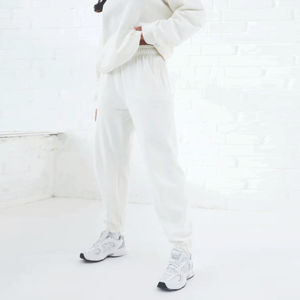 กางเกงจ็อกเกอร์ทรงหลวม สีขาว ผ้าคอตตอน 60% โพลีเอสเตอร์ 40% ขอบเอวยางยืด ทรงลำลองสำหรับผู้หญิง - Product Image 2