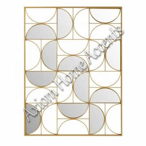 Art mural Mandala en métal fabriqué à la main Design moderne pour salon ou chambre à coucher Accent By Axiom Home Accents - Product Image 3