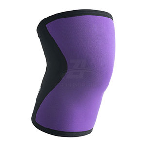 Smooth Seamless Construction <b>Knee</b> <b>Sleeves</b> Reduces Skin Irritation While Providing Balanced <b>Compression</b> For Daily Support - Product Image 3