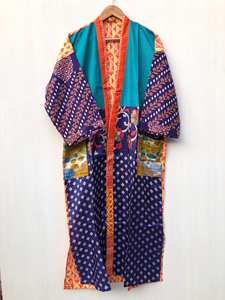 Kimono vintage indio de seda con estampado floral, largo hasta la rodilla, talla grande, suave, perfecto para el verano, para fiestas. - Product Image 6