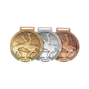 Médaille vierge en métal pour récompenses sportives personnalisées, antique, vintage, gravée, embossée, fiable, polie, lisse, <span class=keywords><strong>prix</strong></span> de gros - Product Image 1