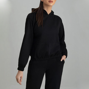 Services OEM – Nouveauté : Survêtements respirants et à séchage rapide pour femmes – Qualité supérieure – Survêtements personnalisés à capuche pour femmes - Product Image 6