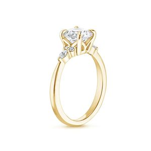 Anillo de Compromiso de Oro Amarillo con Corte Redondo para Mujer - Product Image 5