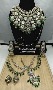 ชุดเครื่องประดับเจ้าสาวแบบอีธนิค คันดัน มุก โรยไวท์ อัลลอยด์ ชุบทองหนา พรีเมียม งานแฮนด์เมด สำหรับงานหมั้น งานแต่งงาน และงานเลี้ยง NGGC - Product Image 4