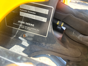Mini-excavatrice 17 P-Tier 2024 conçue pour des travaux de précision et des chantiers compactes - Product Image 6