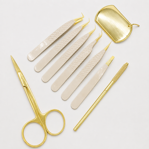 Juego de Pinzas para Pestañas de Acero Inoxidable Personalizadas con Puntas Inclinadas, 5 Pinzas, Tijeras y Espejo Facial (Duraderas y Ecológicas) - Product Image 4