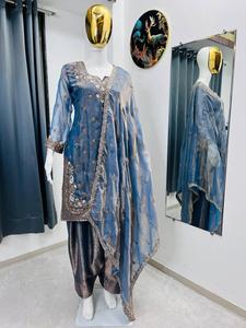 Indian Pakistani Blue Silk Embroidered <b>Shawl</b> With Floral Pattern <b>Traditional</b> Ethnic <b>Scarf</b> For Women Wedding Engagement - Product Image 2