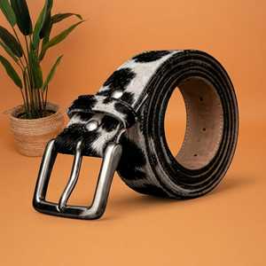 Ceinture décontractée vintage en cuir de vachette riveté avec boucle carrée en alliage, broderie imprimée par transfert thermique, motif uni, largeur 3,5 cm - Product Image 1
