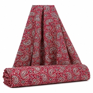 Tissu Popeline Imprimé Paisley Rouge Écologique Respirant Largeur 43/44 Pouces Poids Moyen en Coton Tissé pour Écharpes et Sacs - Product Image 1