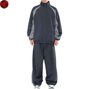 Fabricante de Ropa, Chaqueta Cortavientos Reflectante de 3m Personalizada y Conjunto de Pantalones de Nailon con Diseño de Impresión Digital, Traje Deportivo Cortavientos para Hombre - Product Image 1