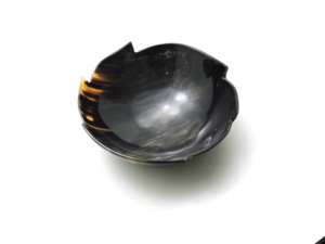 Increíble tazón decorativo de cuerno de búfalo auténtico, tazón para servir, tazón para ensalada, a un precio de fábrica muy atractivo. - Product Image 6