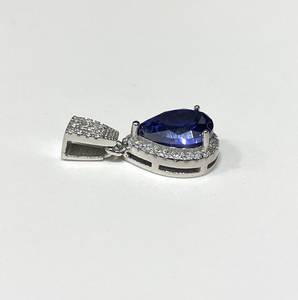 Colgante de Tanzanita y Topacio Blanco con Corte Perla, Gema en Plata de Ley, Joyería de Piedra de Nacimiento de Diciembre - Product Image 2
