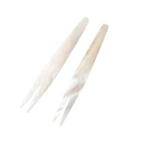 Fourchette en nacre blanche naturelle pour fruits, gâteaux et desserts, fabriquée à la main au Vietnam, écologique, vente en gros pour cafés, hôtels et restaurants - Product Image 2