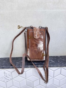 Sac à main pour téléphone en cuir de vachette véritable avec fourrure, nouveau sac bandoulière de créateur, petite taille, pochette de poignet, sac bandoulière - Product Image 2