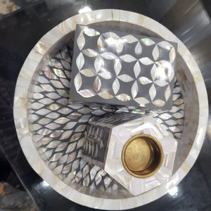 Bandeja de Servir de Resina Especial para Eid, con Incrustaciones de Hueso, Técnica Pintada a Mano, Hecha a Mano, Precio de Fábrica, Hecho en India, Artesanía - Product Image 1