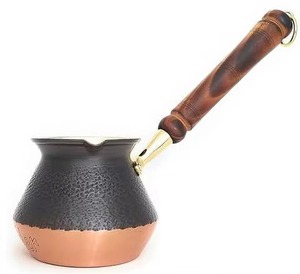 Nueva cafetera turca de cobre, forma redonda, diseño tradicional, con mango largo de madera y cuchara incluida. - Product Image 6