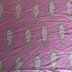 ผ้าฝ้ายพิมพ์ลายด้วยมือ ลายใบไม้บุตะ |   สิ่งทอพื้นเมืองอินเดีย - Product Image 1