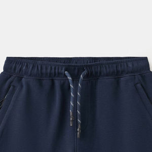 Shorts de sport pour hommes respirants à séchage rapide en toile tricotée unie à taille mi-haute pour l'entraînement et la gym, service OEM - Product Image 3