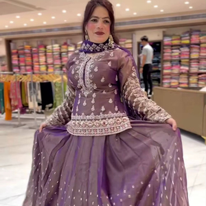Lehenga Choli de Diseño Premium, Listo para Usar, con Dupatta, en Seda Simmer Gloriosa con Bordado, Color Morado - Product Image 1