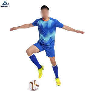 ชุดเสื้อฟุตบอลสีน้ำเงินแบบซับลิเมชั่นเต็มตัวพร้อมกางเกงขาสั้น ชุดทีมกีฬาทันสมัยระดับมืออาชีพ ชุดฟุตบอลแห้งเร็วสำหรับสโมสร - Product Image 6